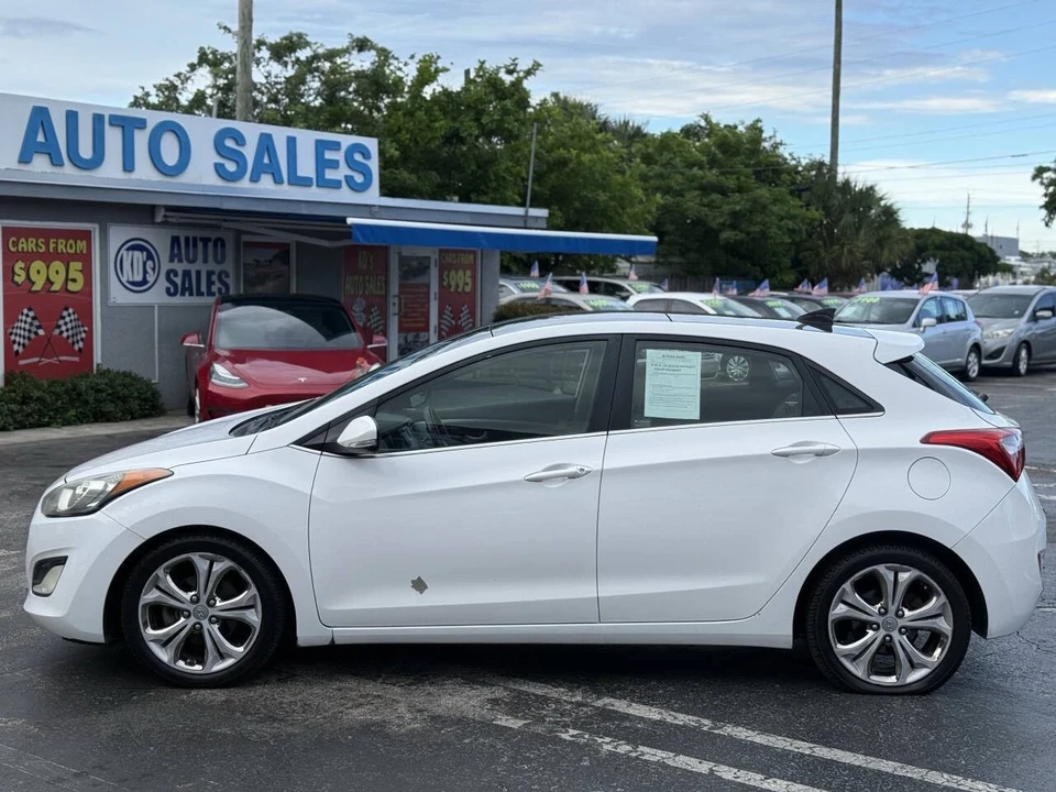 2013 Hyundai Elantra - Image 3 of 21