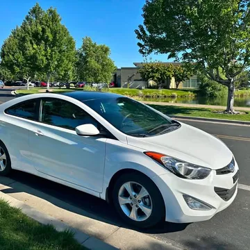 2013 Hyundai Elantra Coupe 2D