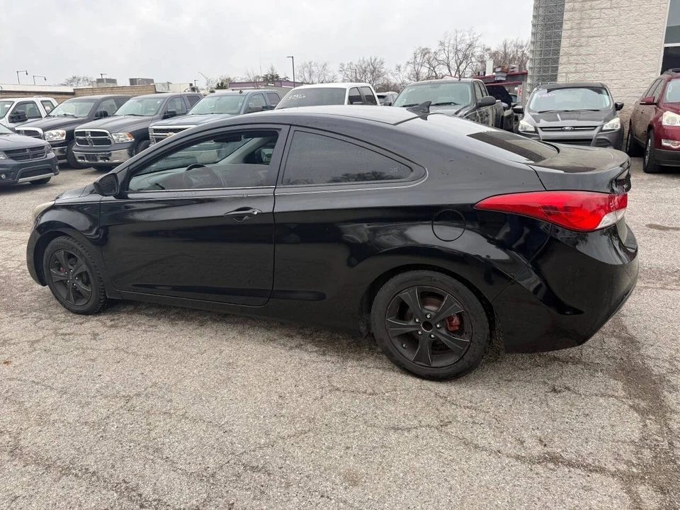 2013 Hyundai Elantra - Image 2 of 10