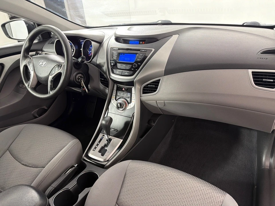 2013 Hyundai Elantra - Image 20 of 21