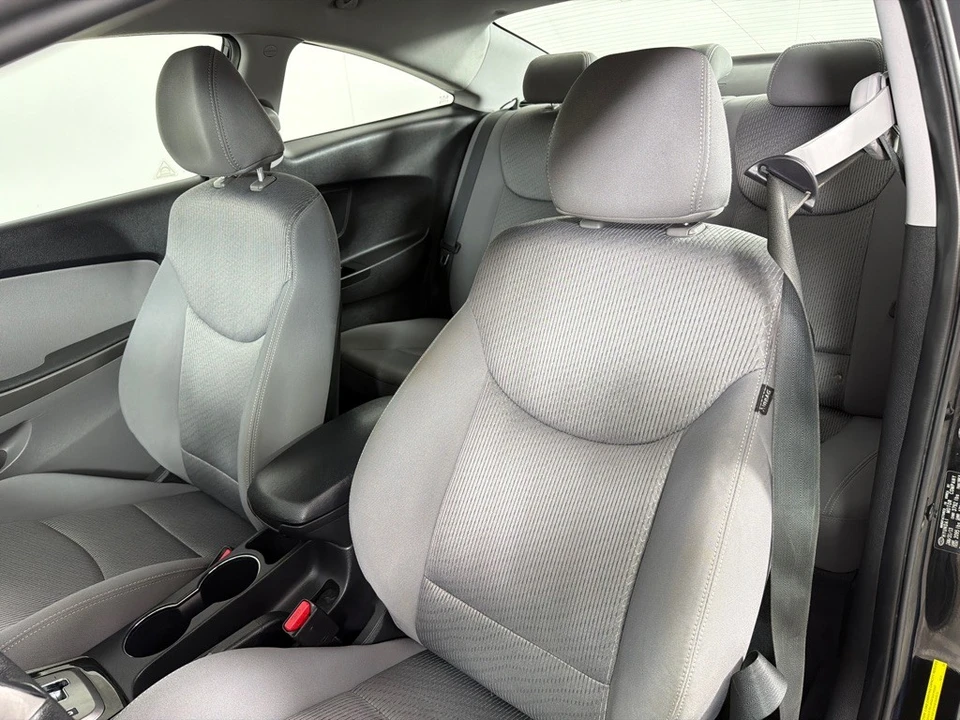 2013 Hyundai Elantra - Image 12 of 12