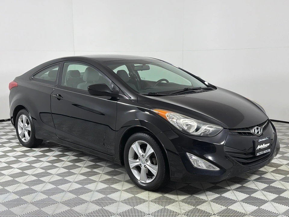 2013 Hyundai Elantra - Image 3 of 21