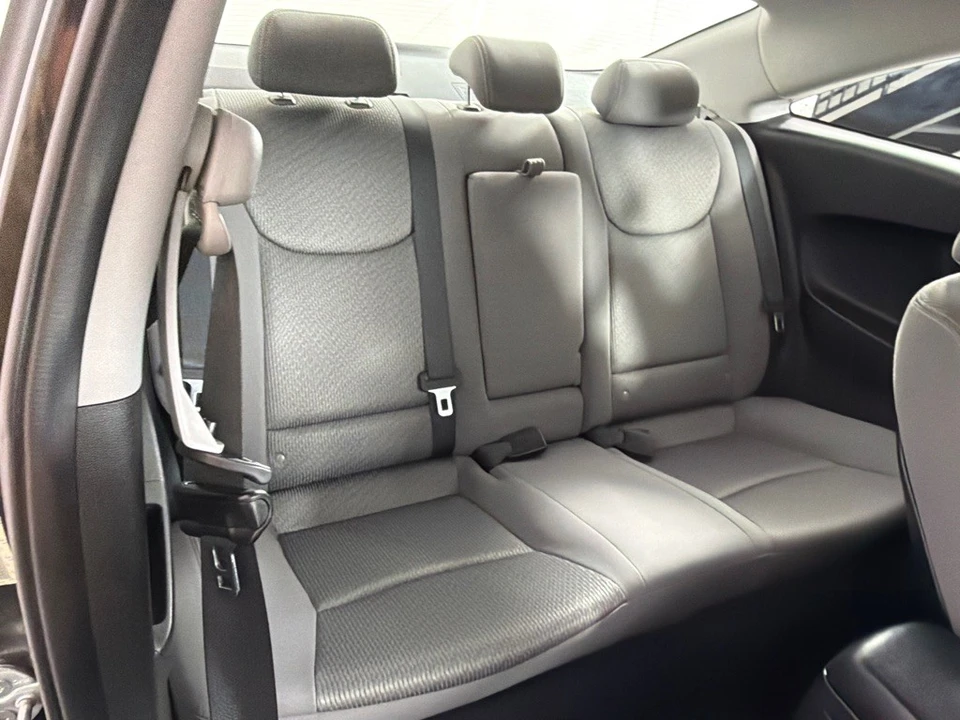 2013 Hyundai Elantra - Image 17 of 21