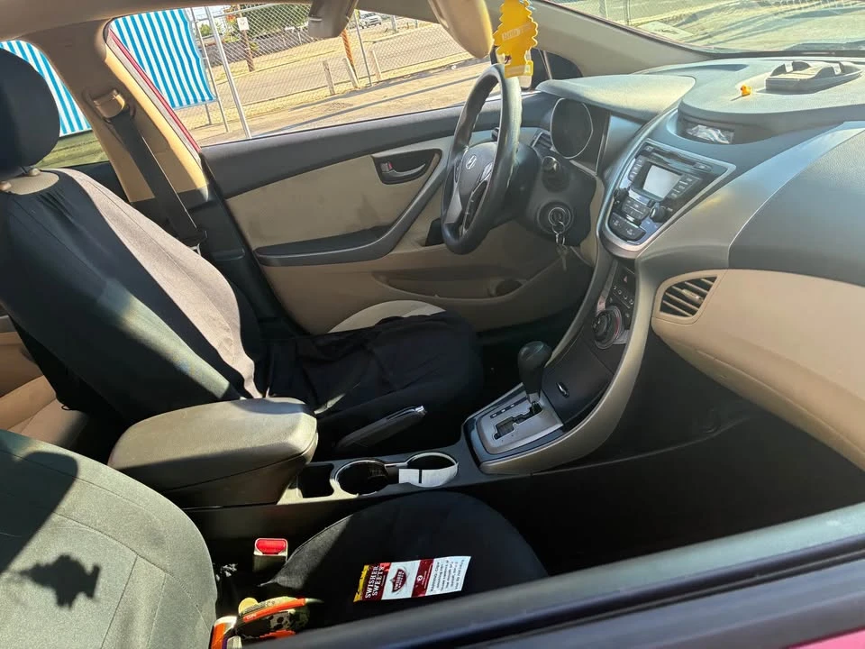 2013 Hyundai Elantra - Image 5 of 6
