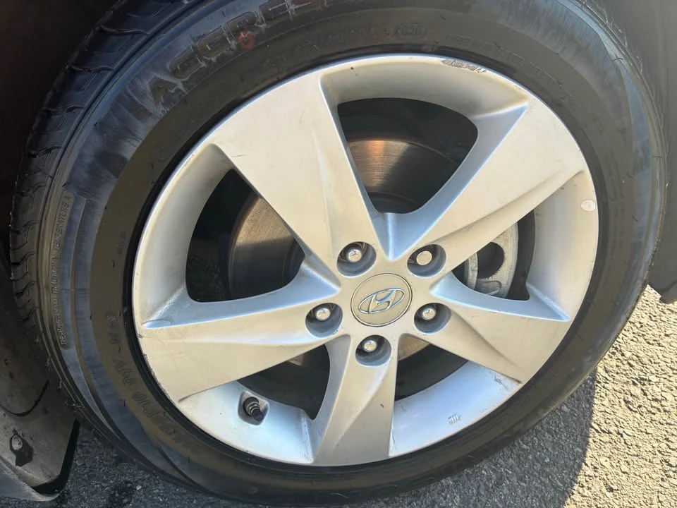 2013 Hyundai Elantra - Image 6 of 6