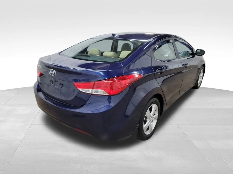 2013 Hyundai Elantra - Image 7 of 12