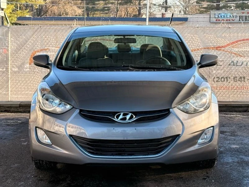 2013 Hyundai Elantra - Image 5 of 12