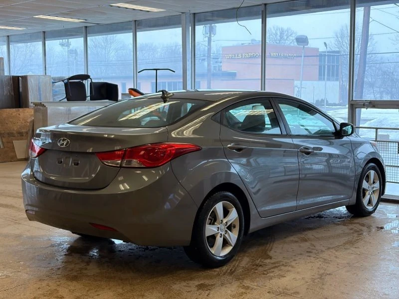 2013 Hyundai Elantra - Image 7 of 12