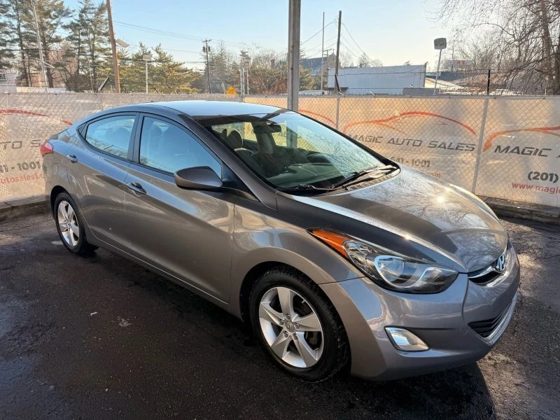 2013 Hyundai Elantra - Image 7 of 12