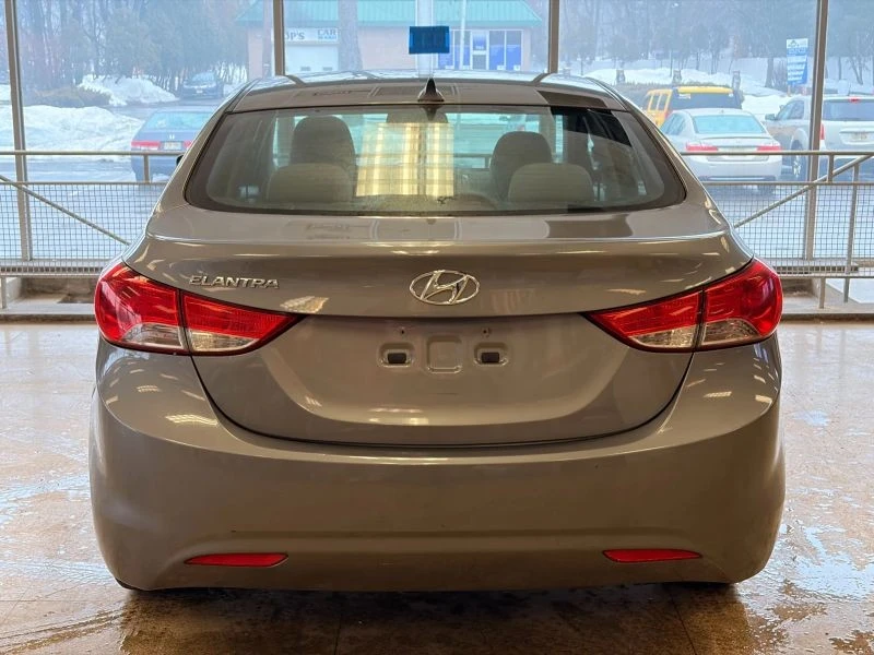 2013 Hyundai Elantra - Image 8 of 12
