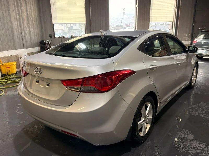 2013 Hyundai Elantra - Image 6 of 12