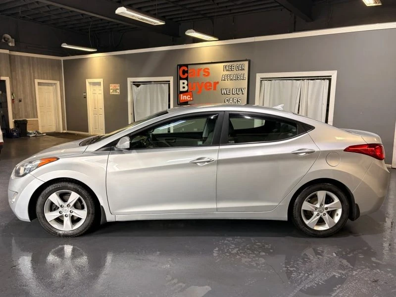 2013 Hyundai Elantra - Image 3 of 12
