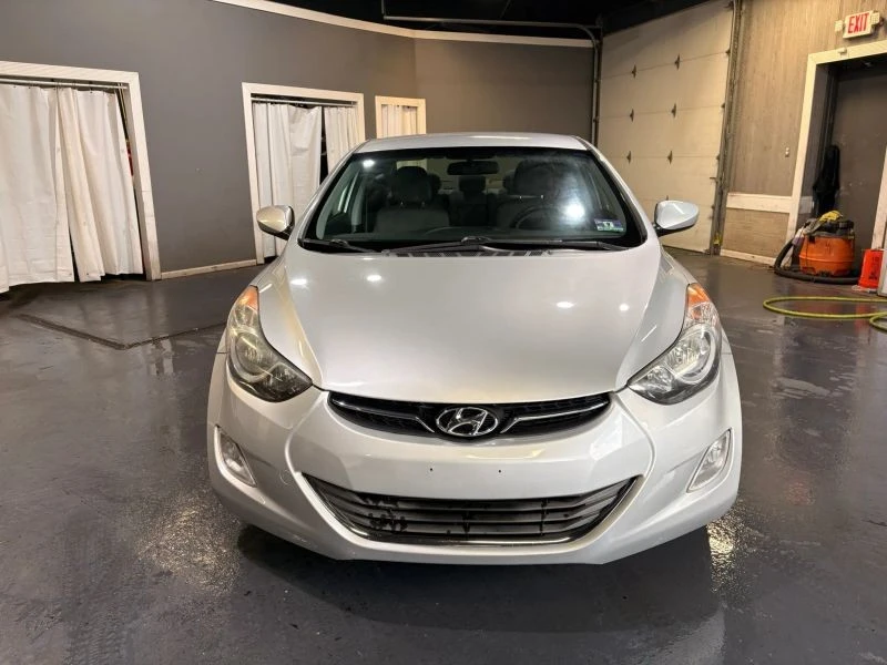 2013 Hyundai Elantra - Image 2 of 12