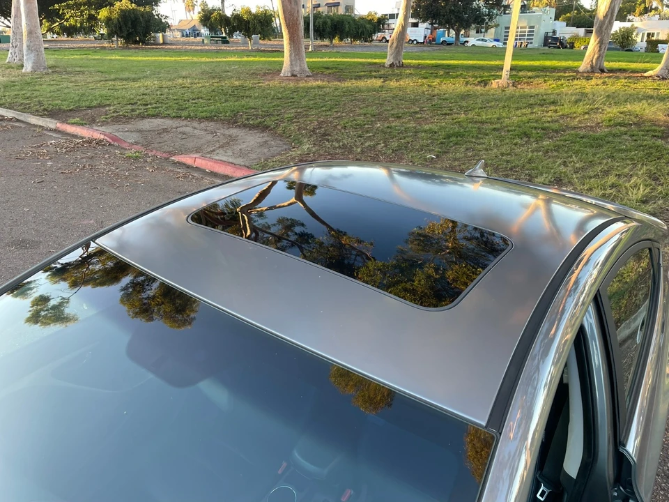 2013 Hyundai Elantra - Image 18 of 20
