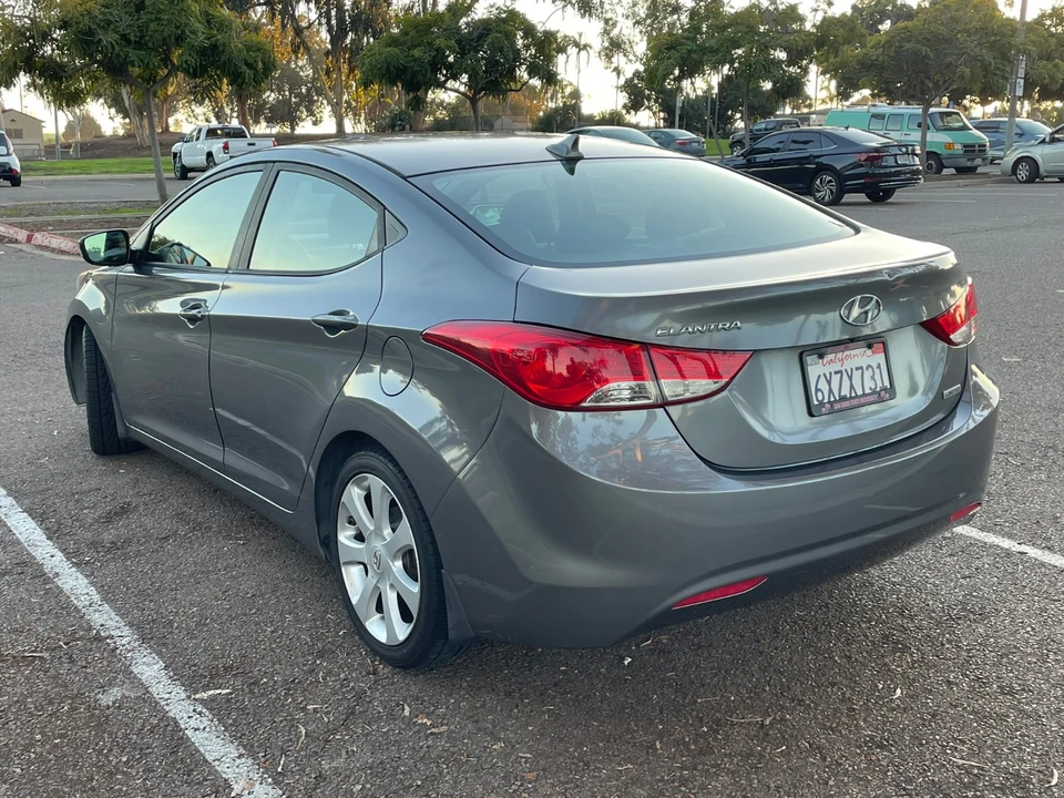 2013 Hyundai Elantra - Image 5 of 20