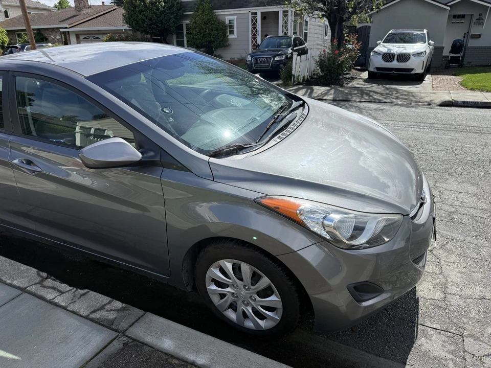 2013 Hyundai Elantra - Image 2 of 5