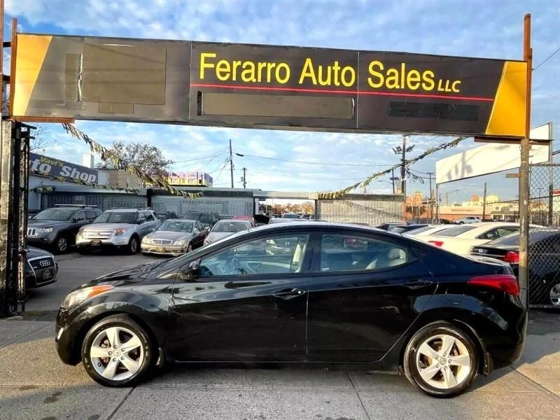 2013 Hyundai Elantra - Image 2 of 12