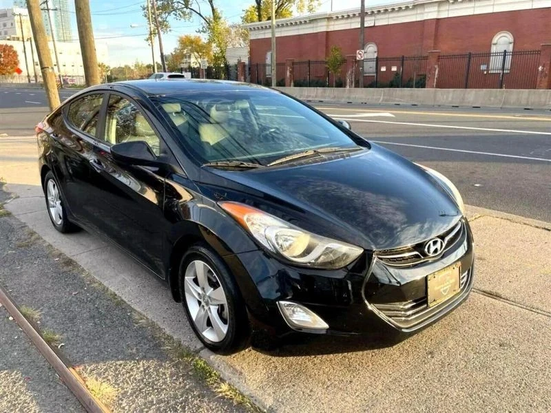 2013 Hyundai Elantra - Image 7 of 12