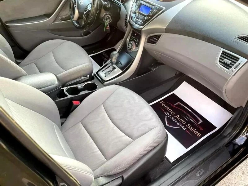 2013 Hyundai Elantra - Image 12 of 12