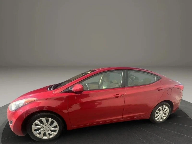 2013 Hyundai Elantra - Image 8 of 12