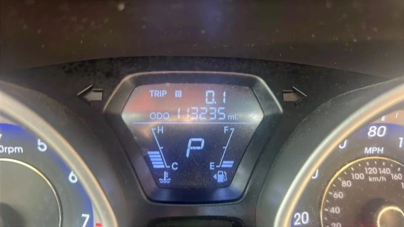 2013 Hyundai Elantra - Image 12 of 12