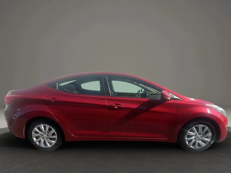 2013 Hyundai Elantra - Image 4 of 12