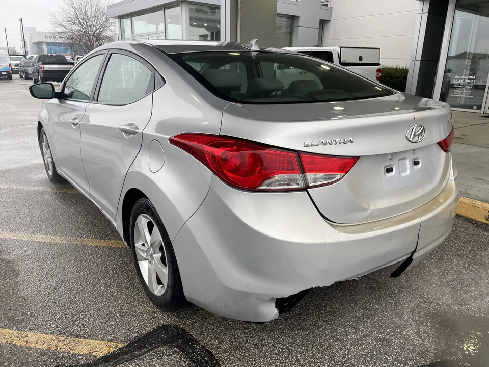 2013 Hyundai Elantra - Image 6 of 21
