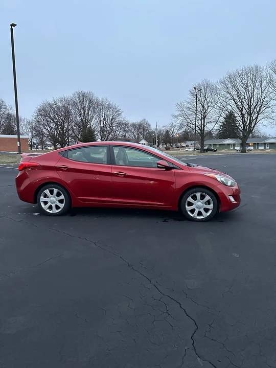 2013 Hyundai Elantra - Image 4 of 13