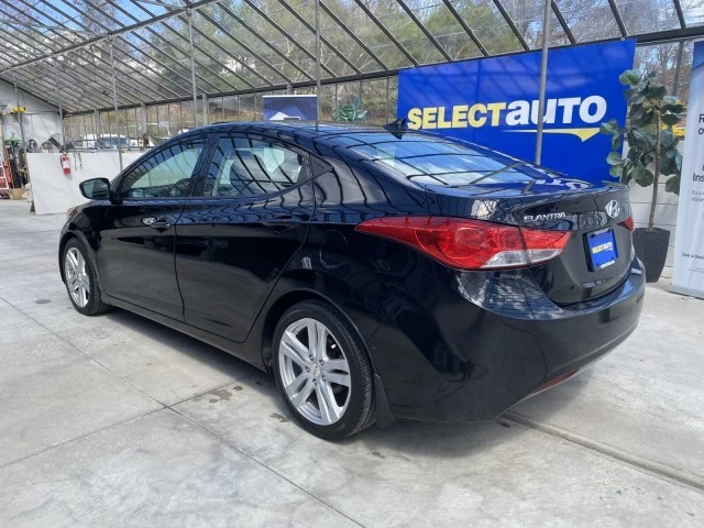 2013 Hyundai Elantra - Image 13 of 31