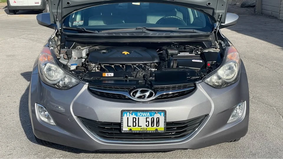 2013 Hyundai Elantra - Image 2 of 18