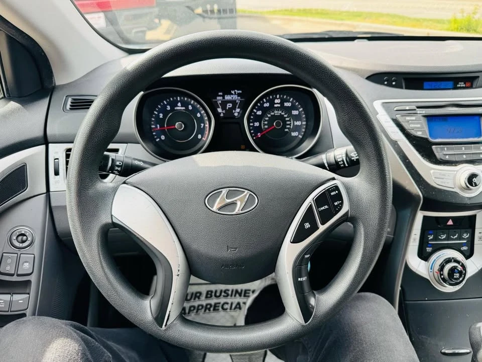 2013 Hyundai Elantra - Image 11 of 13