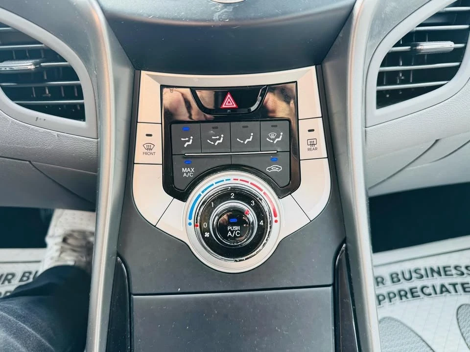 2013 Hyundai Elantra - Image 13 of 13