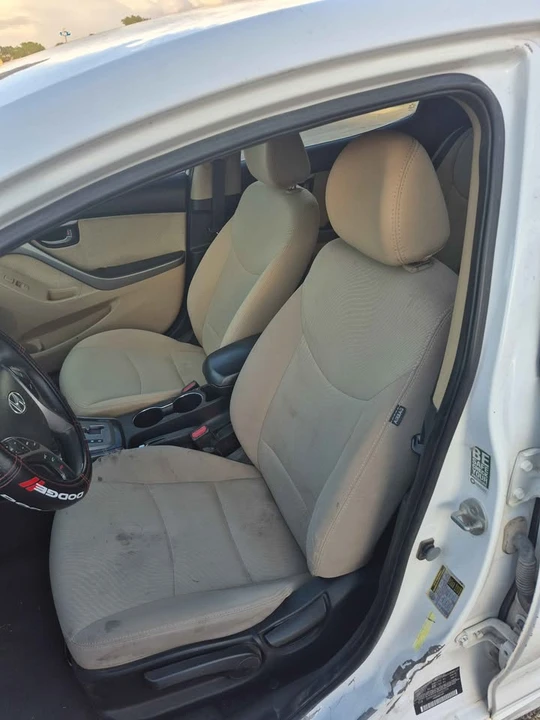 2013 Hyundai Elantra - Image 9 of 15