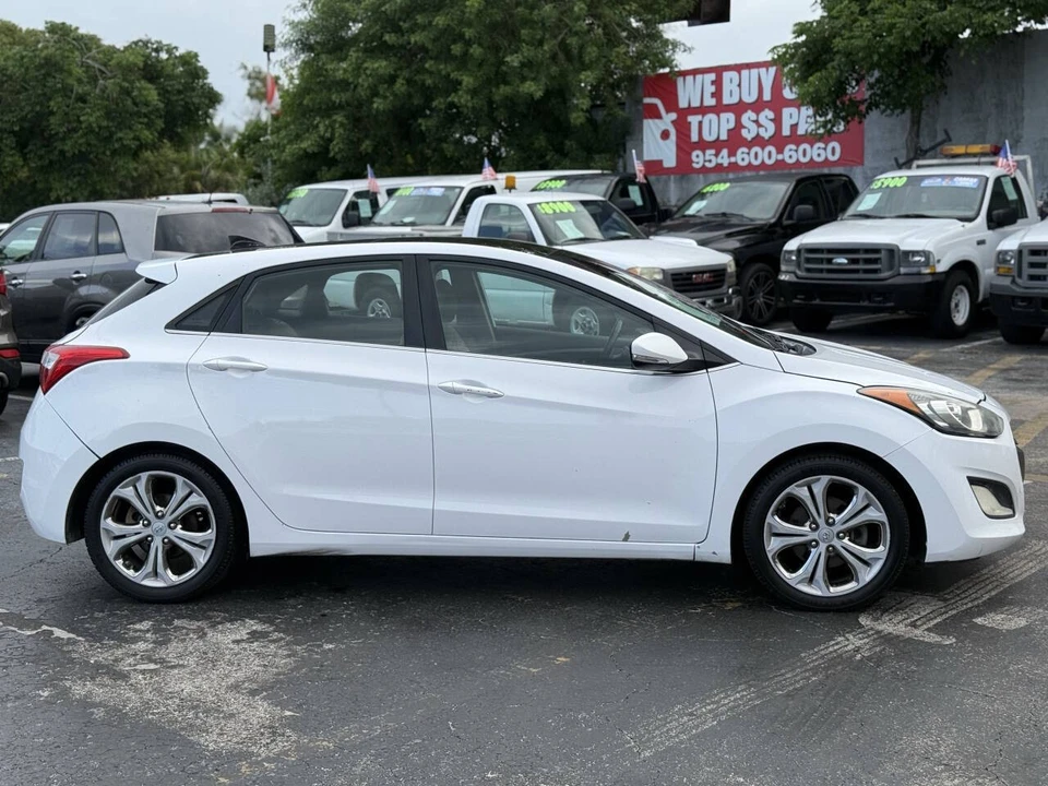 2013 Hyundai Elantra - Image 7 of 21