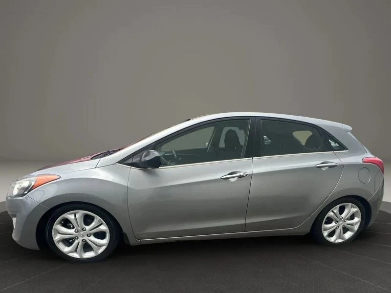 2013 Hyundai Elantra - Image 8 of 12