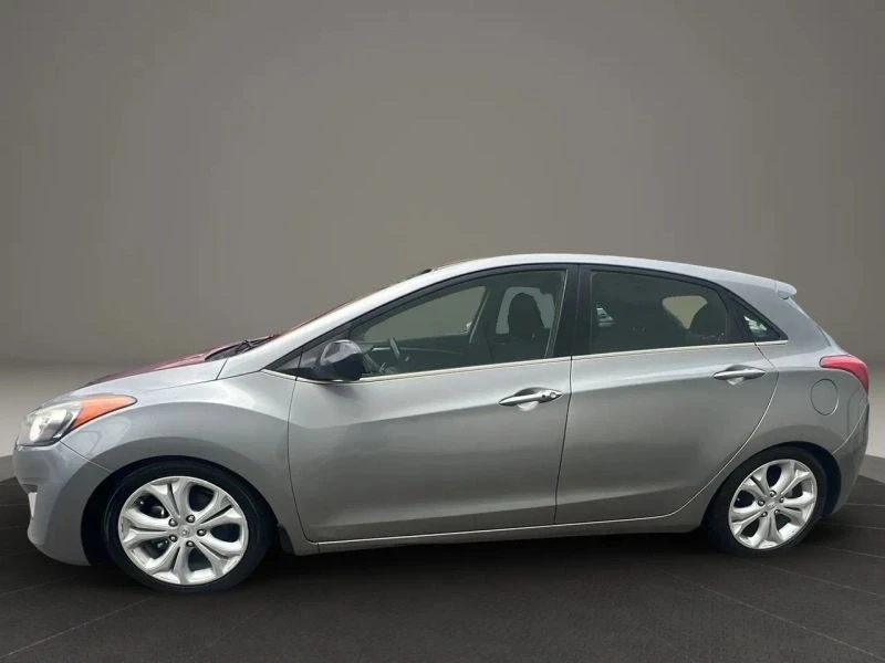 2013 Hyundai Elantra - Image 8 of 12
