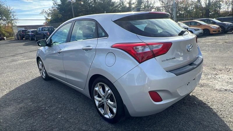 2013 Hyundai Elantra - Image 7 of 12