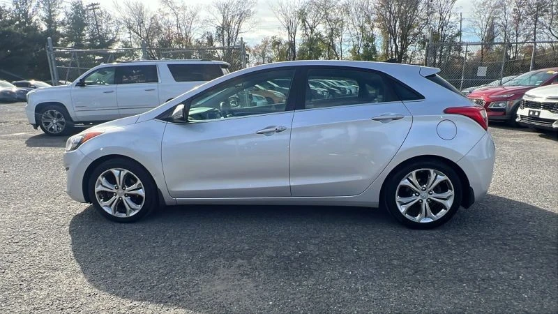 2013 Hyundai Elantra - Image 8 of 12