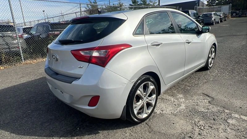 2013 Hyundai Elantra - Image 5 of 12