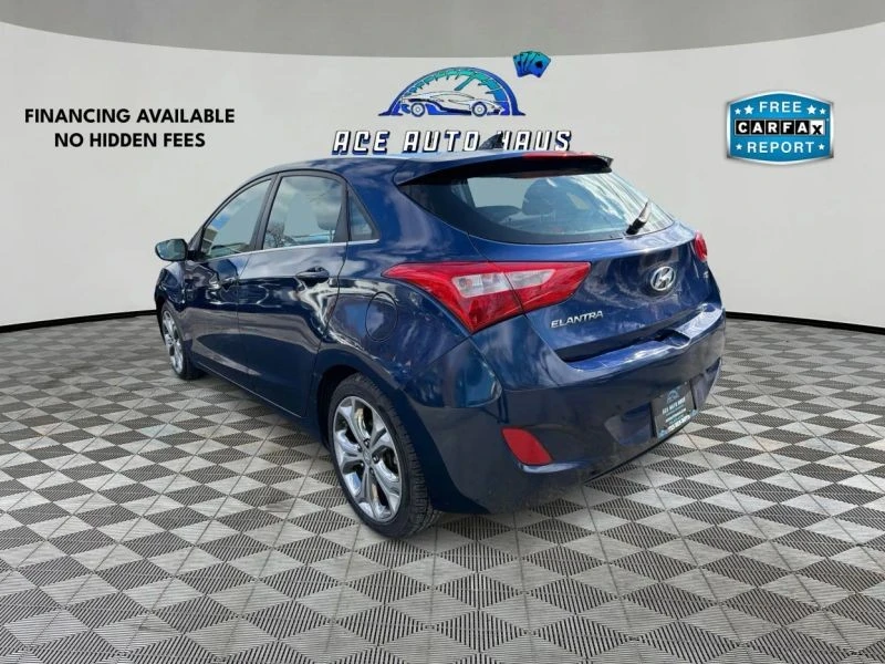 2013 Hyundai Elantra - Image 5 of 12