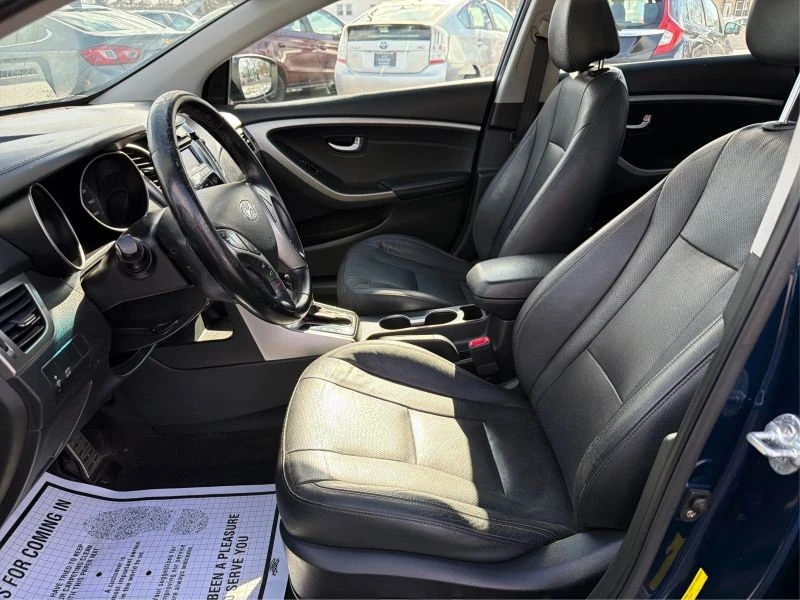 2013 Hyundai Elantra - Image 9 of 12