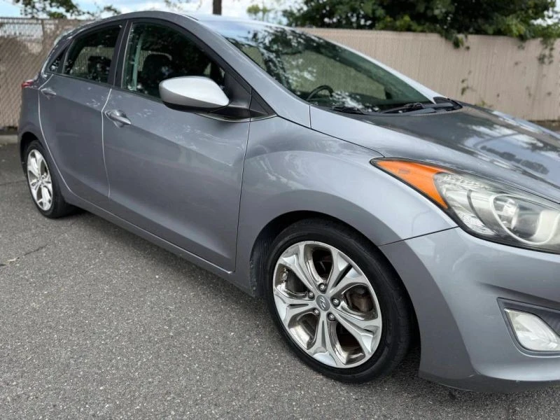 2013 Hyundai Elantra - Image 7 of 12