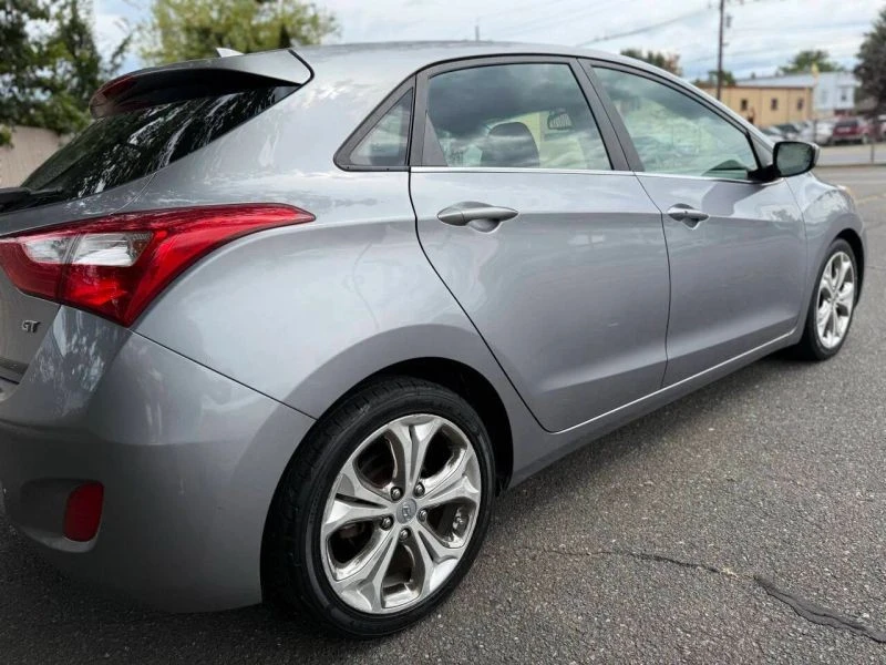 2013 Hyundai Elantra - Image 6 of 12