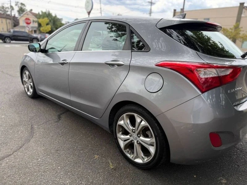 2013 Hyundai Elantra - Image 3 of 12