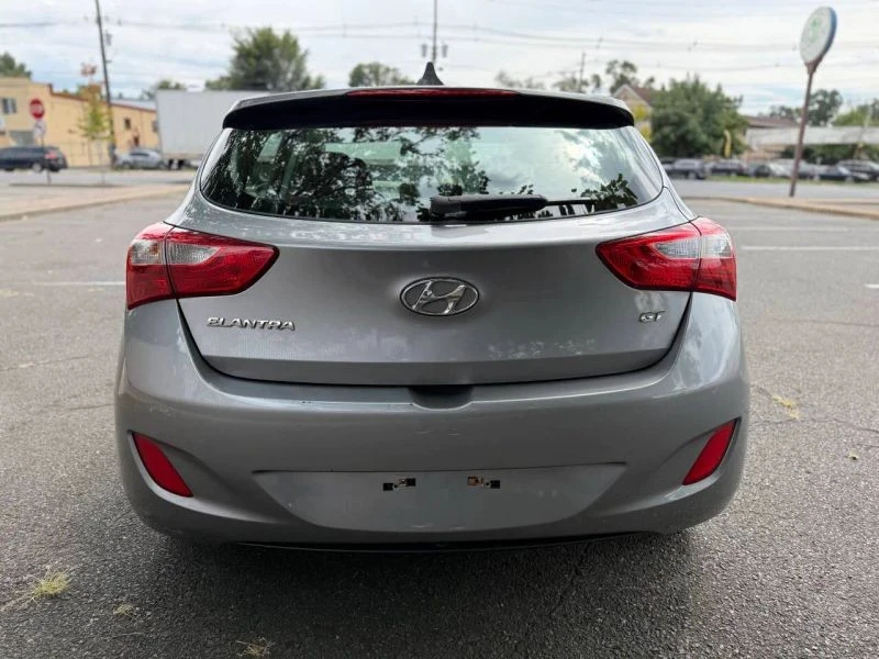2013 Hyundai Elantra - Image 5 of 12