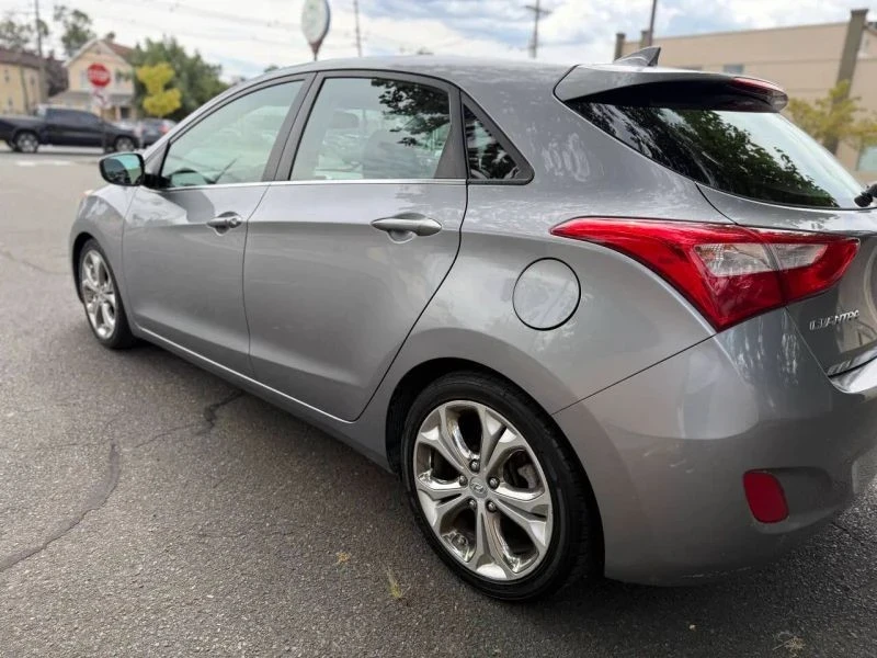2013 Hyundai Elantra - Image 3 of 12