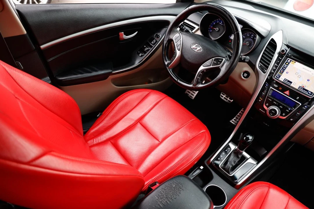 2013 Hyundai Elantra - Image 20 of 21