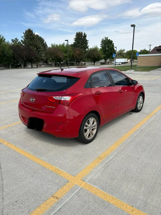 2013 Hyundai Elantra - Image 7 of 10