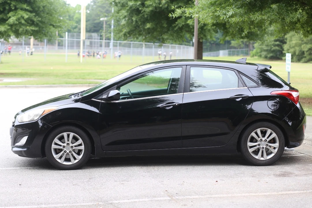 2013 Hyundai Elantra - Image 6 of 20