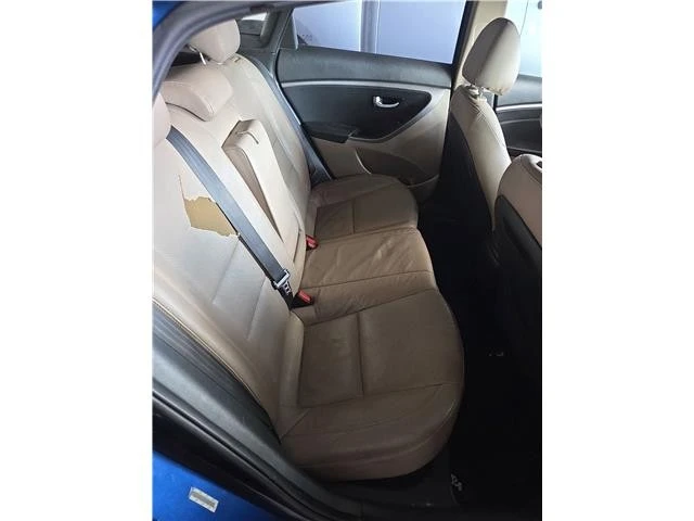 2013 Hyundai Elantra - Image 6 of 11